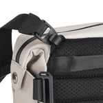 VEO LITE S2L CM - Schultertasche creme - 2 Liter