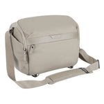 VEO METRO S7L CM- Schultertasche creme - 7 Liter